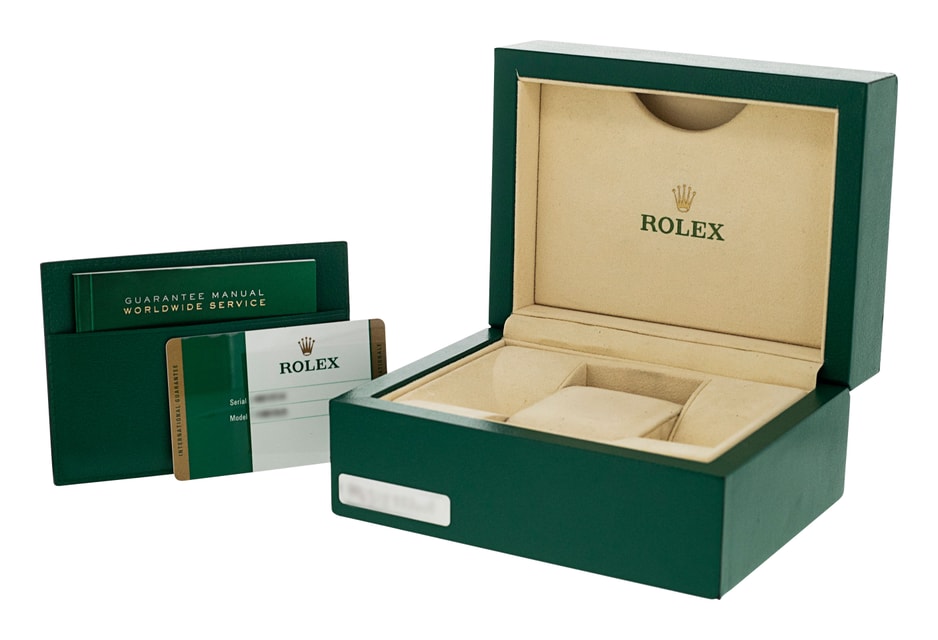 Rolex Submariner 116613 LB Image 4